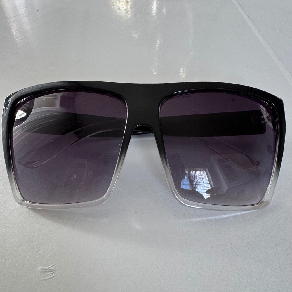 Aldo Oversized Square Flat Top Sunglasses Black Clear Gradient 908143